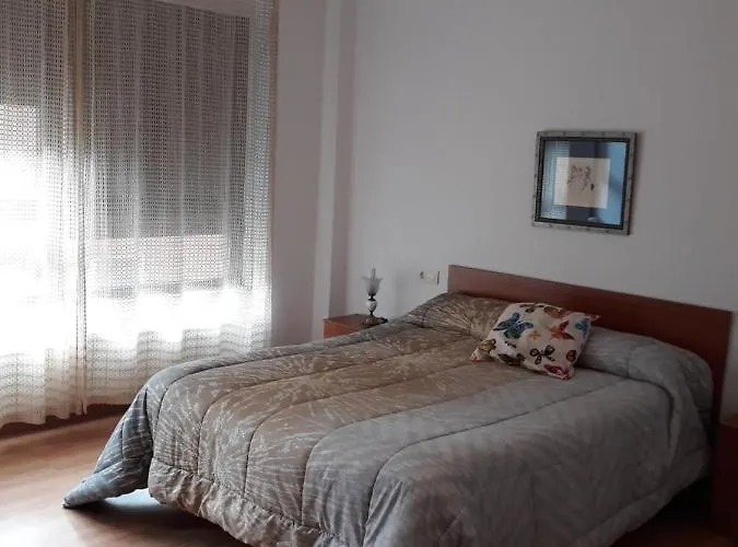 Parque De Quevedo 公寓 *